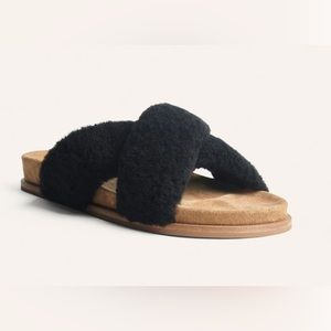 NWB- Reformation Allona Sherpa Slide (Black)